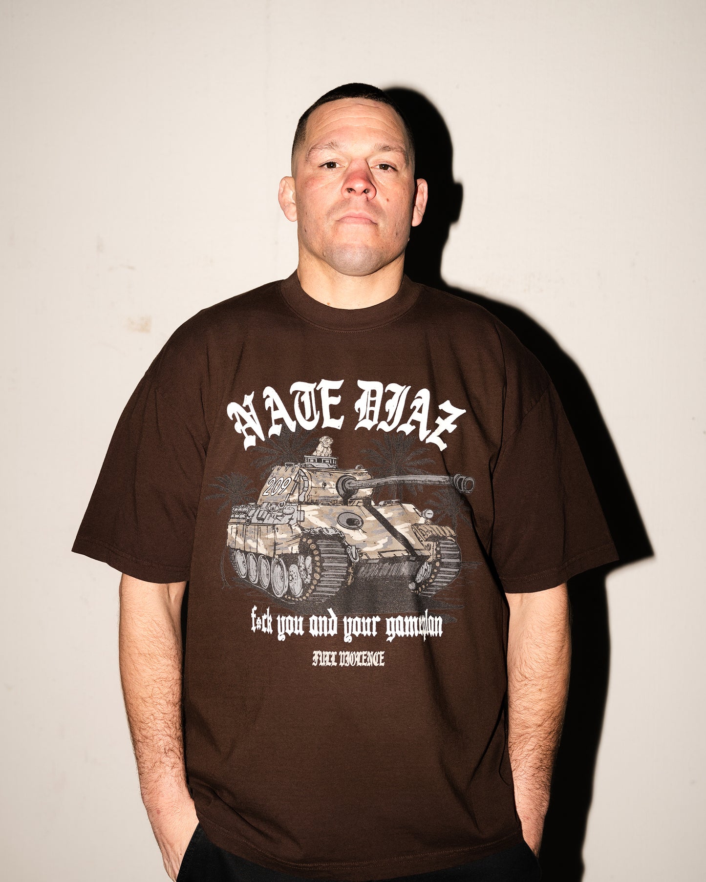 War Diaz "Premium" Tee in Chocolate Brown